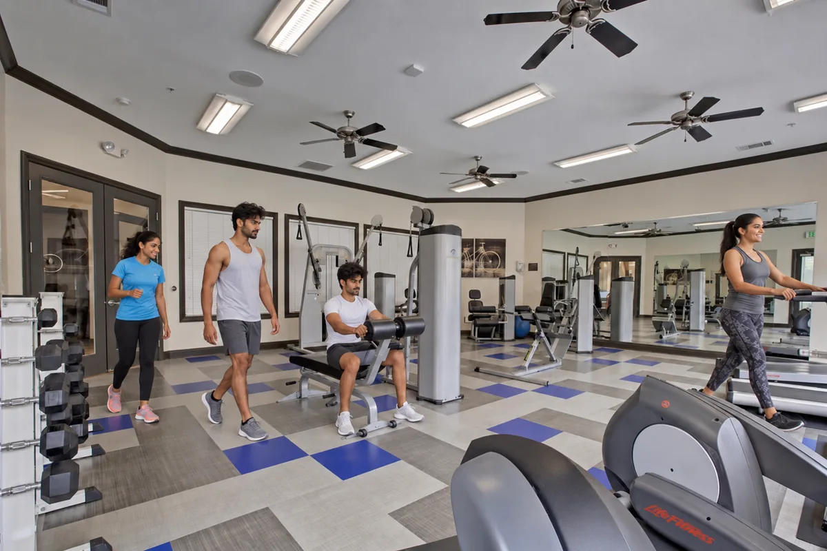 Students working out in the campus fitness centre